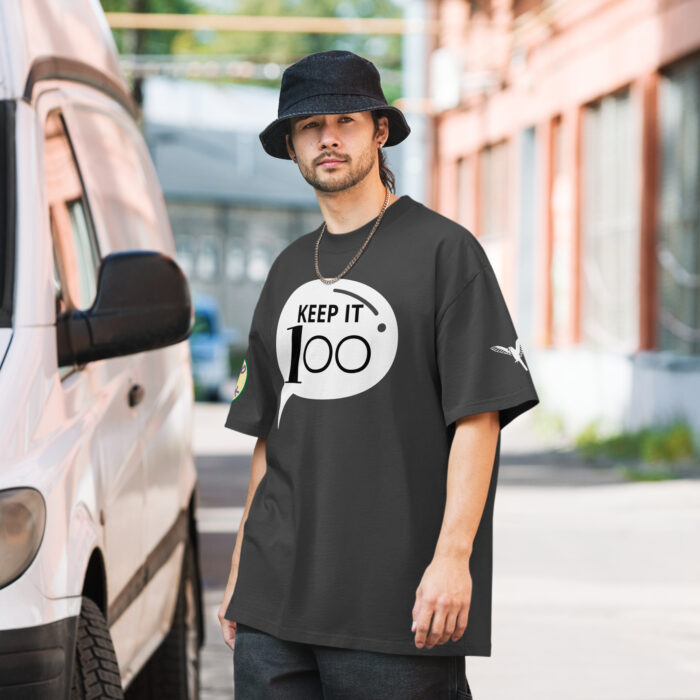 Keep it 100 Oversized faded t-shirt